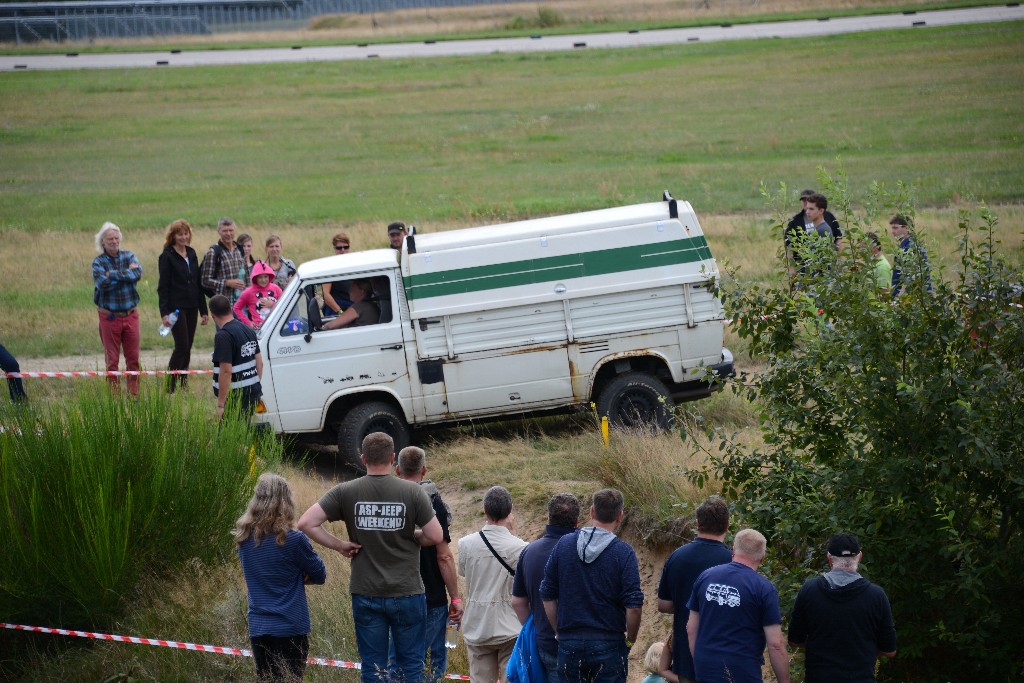 ../Images/VW Bus Festival Berlin 2014 061.jpg